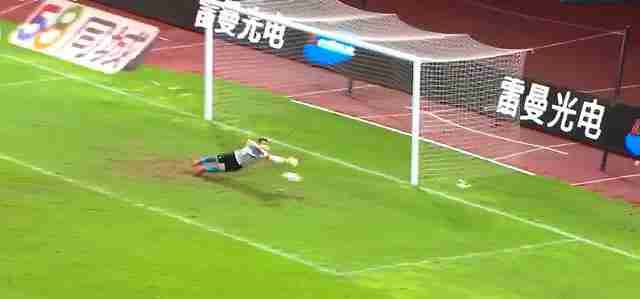  昂热定位球战术显威，角球配合头槌破门拿下关键三分
